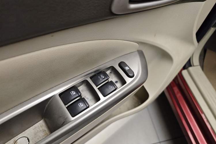 Used Baojun 630 2014 1.5L automatic comfort version
