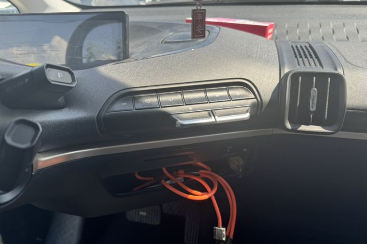 Used Baojun KiWi EV 2022 Artist Lite Edition Ternary Lithium
