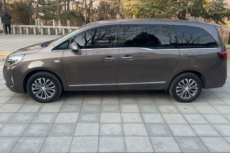 Used Buick GL8 2022 Land Business Class 652T Luxury Model
