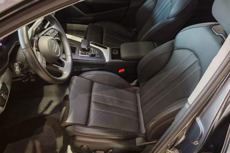 Used Audi A4L 2020 40 TFSI Fashion Dynamic Model
