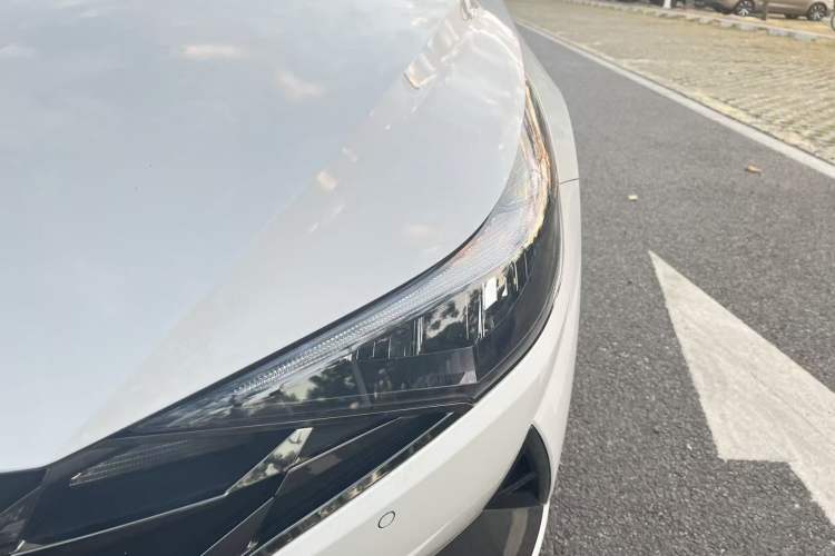 Used Hyundai Elantra 2022 1.5L CVT LUX Prestige Edition
