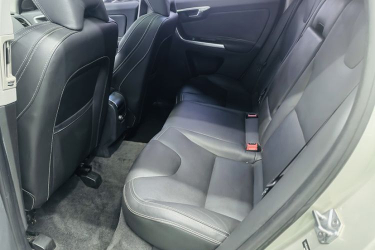 Used Volvo XC60 2017 T5 AWD Smart Upgrade Edition