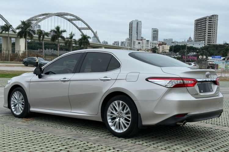 Used Toyota Camry 2019 2.5G Luxury Edition China VI Standard