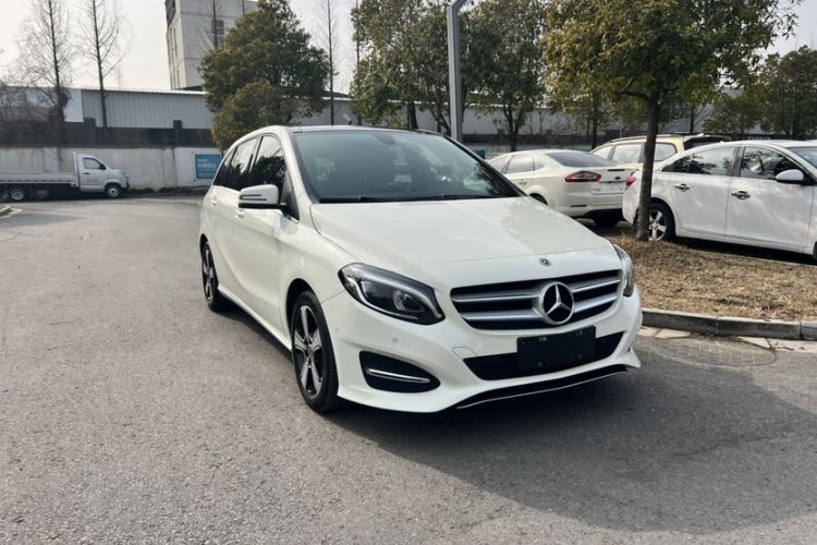 Used Mercedes-Benz B-Class 2017 B 200 Fashion Model