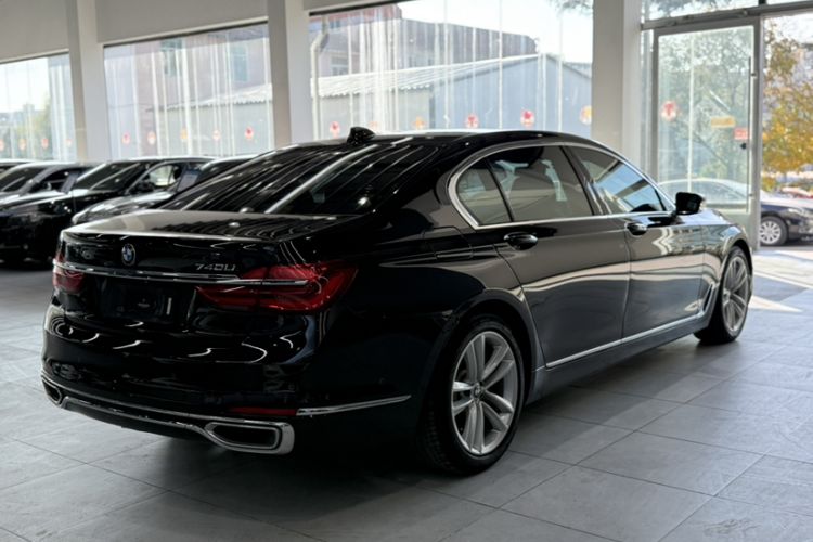 Used BMW 7 Series 2018 730Li Luxury Model Excellence Package
