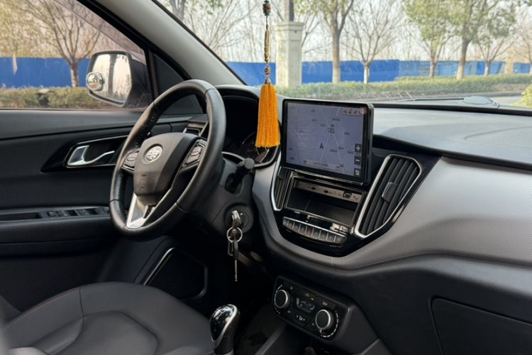 Used FAW Senya R7 2016 1.6L Manual Smart Version
