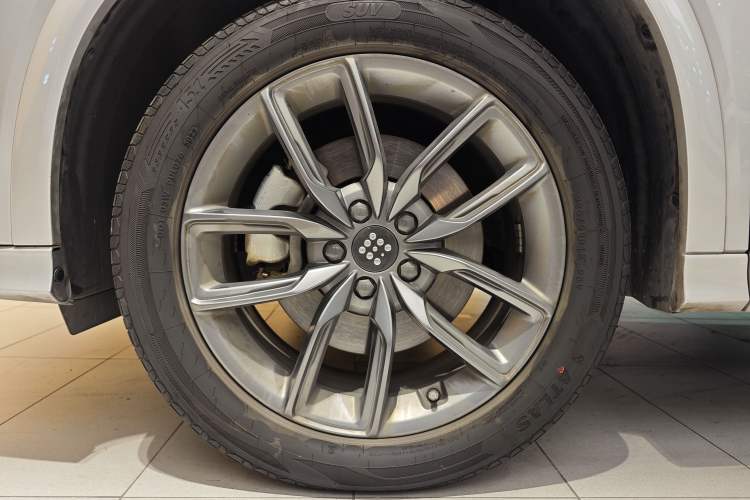 Used  E5 2023 1.5L DE-i 100KM Comfort Edition 7-Seater
