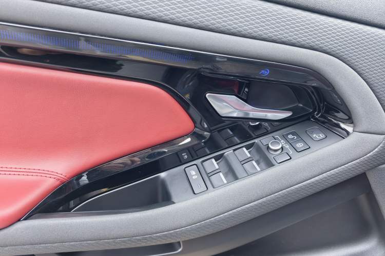 Used Land Rover Range Rover Evoque 2020 249 PS R-DYNAMIC S Sport Edition
