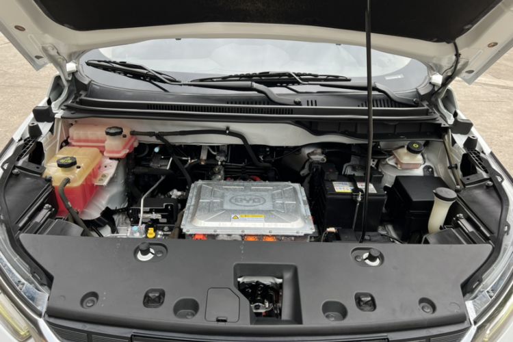 Used BYD Yuan New Energy 2019 EV360 Smart Connect Elite Model
