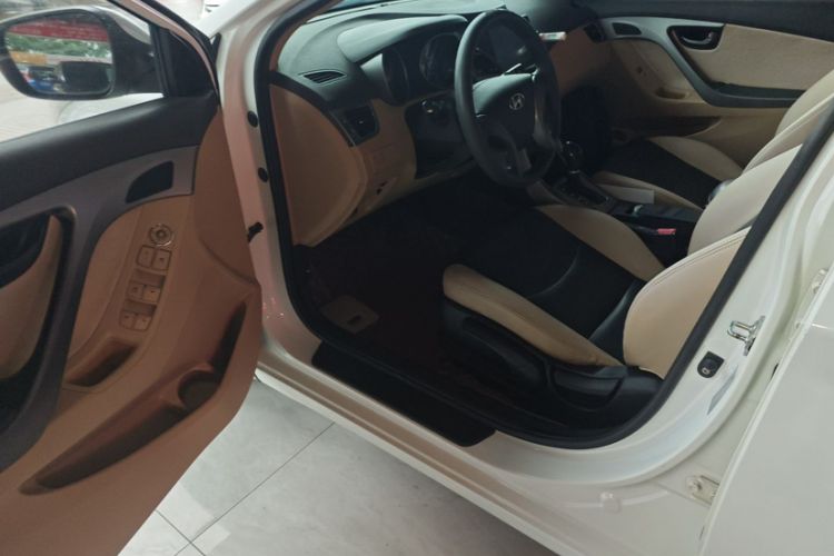 Used Hyundai Elantra 2012 1.6L Automatic Fashion Edition