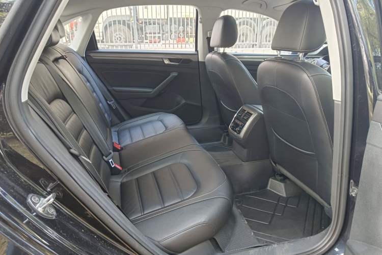 Used Volkswagen Passat 2017 280TSI DSG Luxury Edition