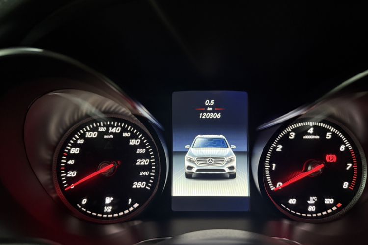 Used Mercedes-Benz GLC 2017 GLC 260 4MATIC Dynamic Edition
