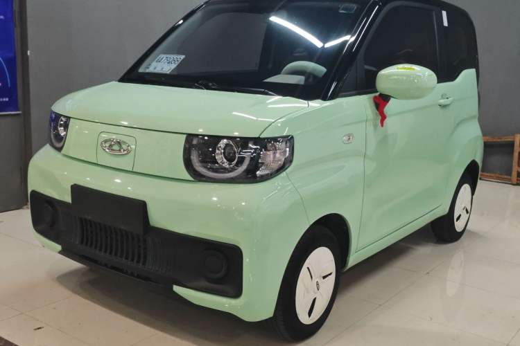 Used Chery QQ Ice Cream 2022 120km Conical Shape Lithium Iron Phosphate
