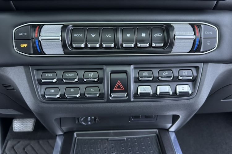 Used  T01 2025 2.0T Changfeng
