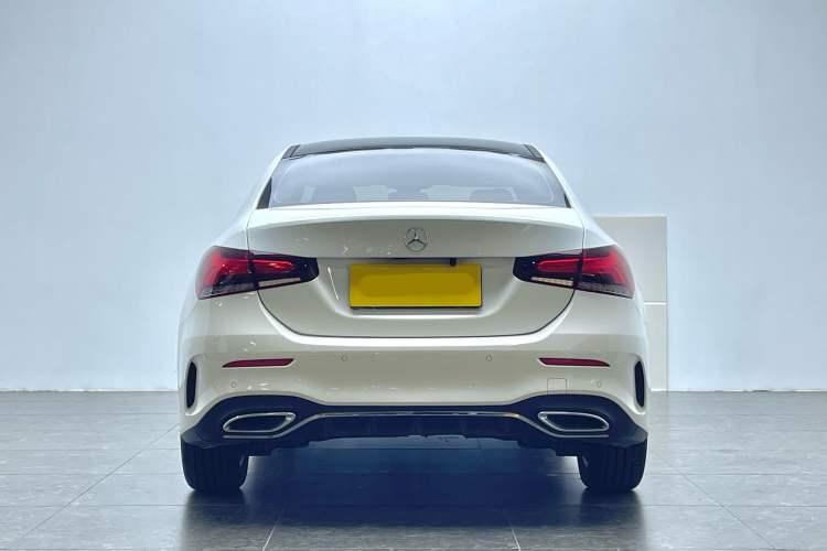 Used Mercedes-Benz A-Class 2022 Revised Version A 200 L Sport Sedan Fashionable Style