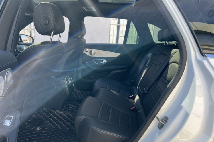 Used Mercedes-Benz GLC 2020 GLC 260 L 4MATIC Dynamic Model
