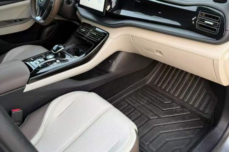 Used BYD Qin PLUS 2023 Champion Edition DM-i 55KM Leading Model
