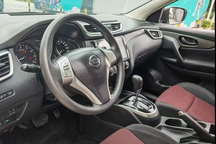 Used Nissan Qashqai 2017 1.2T CVT Fashion Edition
