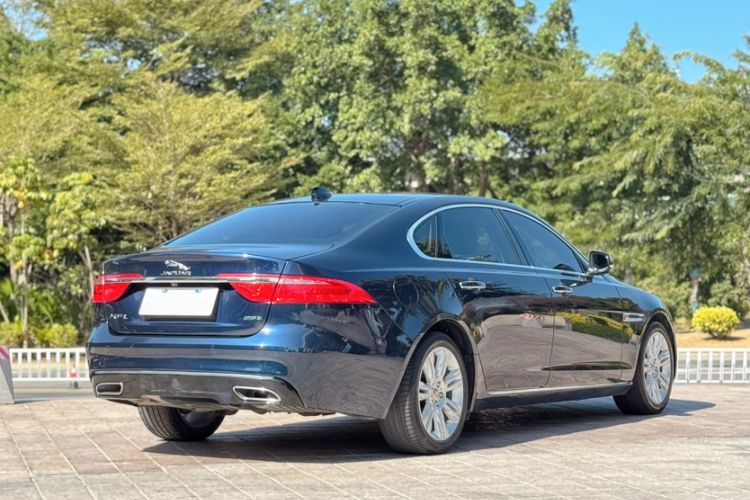 Used Jaguar XFL 2018 XFL 2.0T 250 PS Luxury Edition
