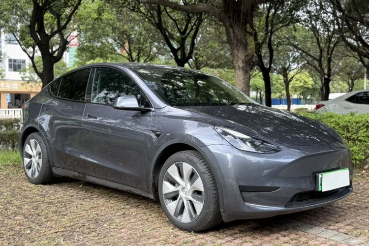Used Tesla Model Y 2022 Rear-Wheel-Drive Version
