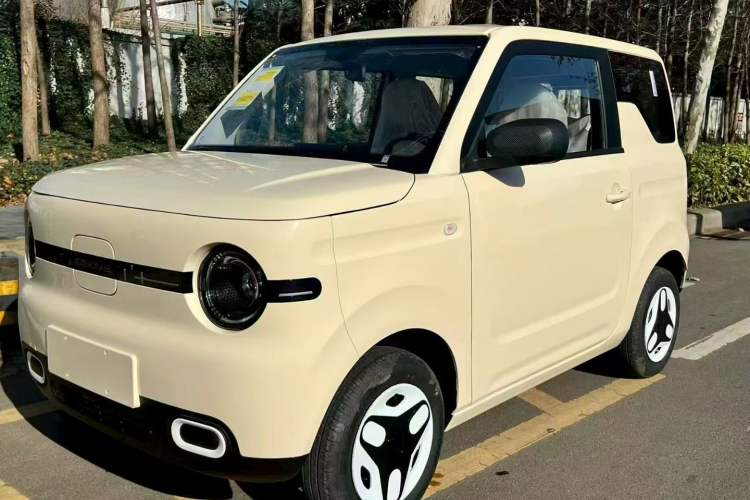 Used Geely Galaxy Panda 2025 210 km – Yuanqi Bear