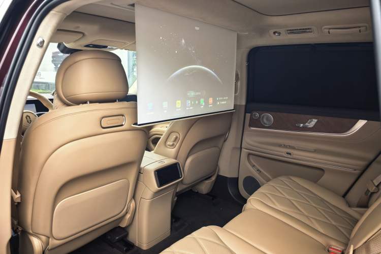 Used Hima AITO M9 2025 Extended-Range Ultra Version 52 kWh 5-Seater Edition