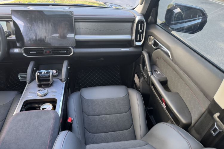 Used Jetour Traveler 2023 2.0T All-Wheel-Drive CrossPRO
