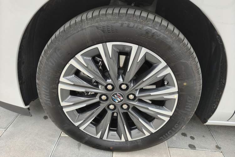 Used Buick GL8 2025 Lu Zun Smart Enjoyment Edition
