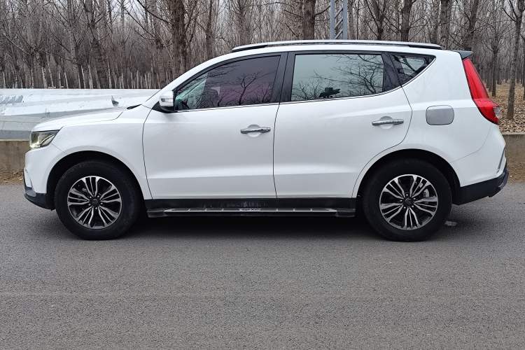 Used Geely Auto Vision X6 2016 1.8L Manual Luxury Edition
