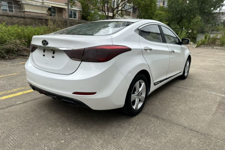 Used Hyundai Elantra 2013 1.6L Automatic Luxury Model

