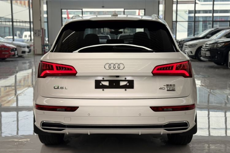 Used Audi Q5L 2020 Updated 40 TFSI Prestige Fashion Edition
