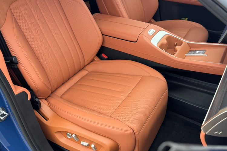 Used ONVO L60 2024 60 kWh Rear-Drive Version
