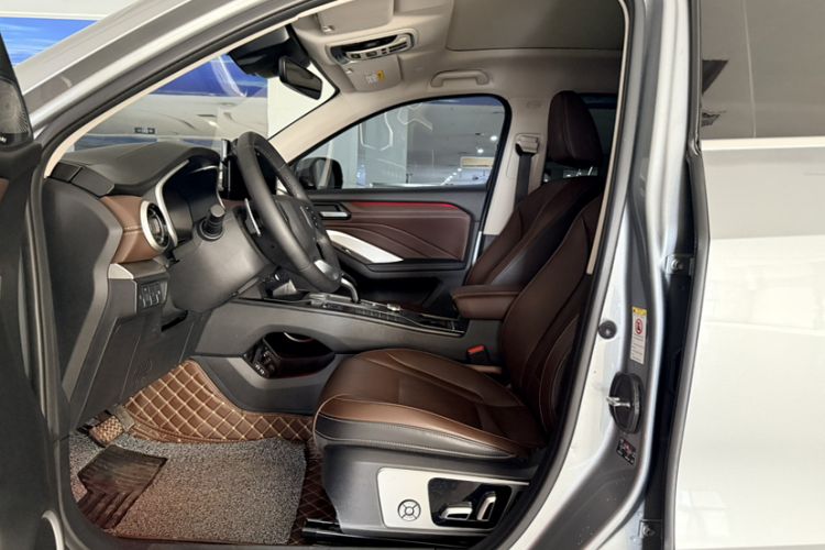 Used Wey VV6 2021 2.0T Two-Wheel Drive Smart Plus
