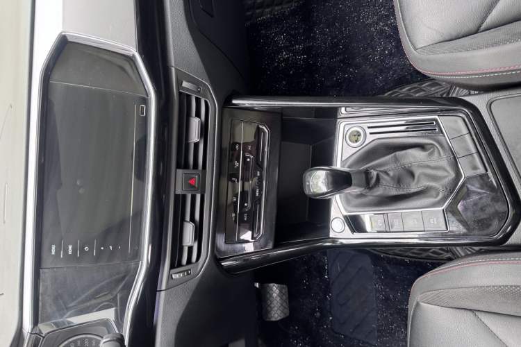 Used Volkswagen Tayron 2020 330TSI Two-Wheel Drive Luxury Smart Connectivity Version
