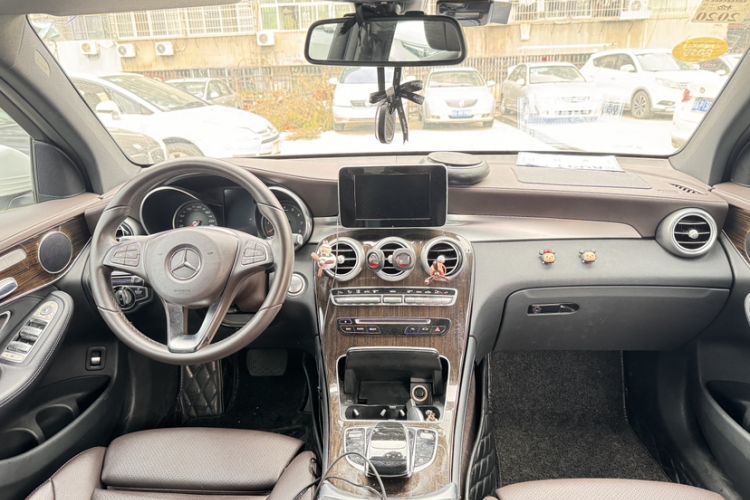 Used Mercedes-Benz GLC 2017 GLC 260 4MATIC Dynamic Edition
