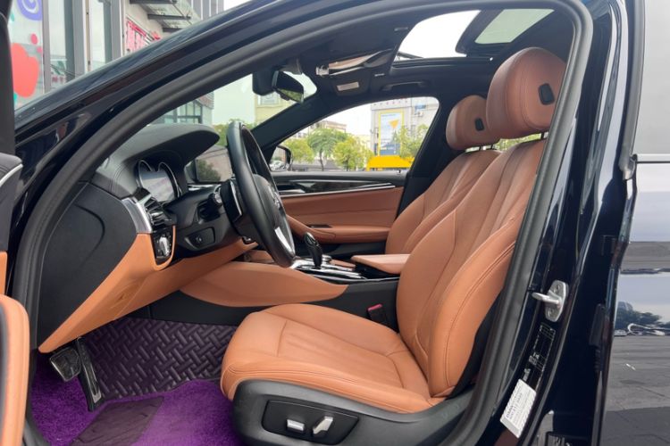 Used BMW 5 Series 2018 Restyled 530Li Leading Edition M Sport Package
