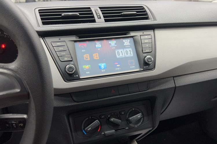 Used Skoda Fabia 2015 1.4L Automatic Front-Drive Model
