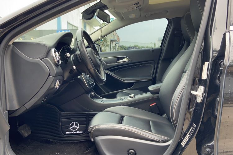 Used Mercedes-Benz GLA 2016 GLA 200 Fashion Model