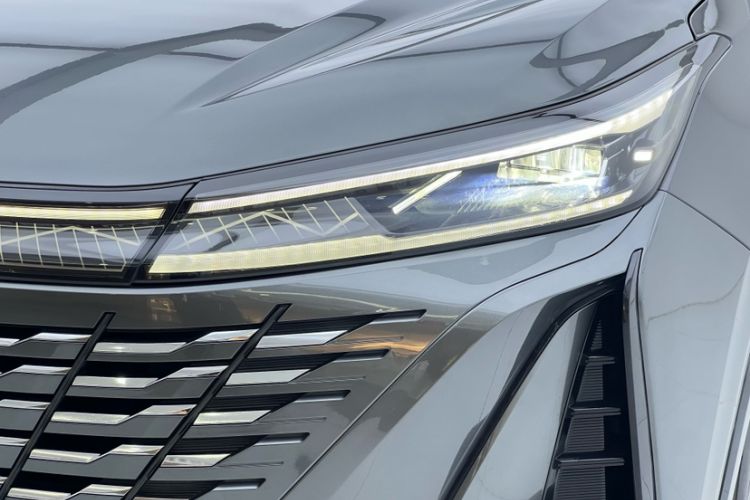 Used Changan CS75 PLUS 2023 3rd Generation 1.5T Automatic Prestige Model
