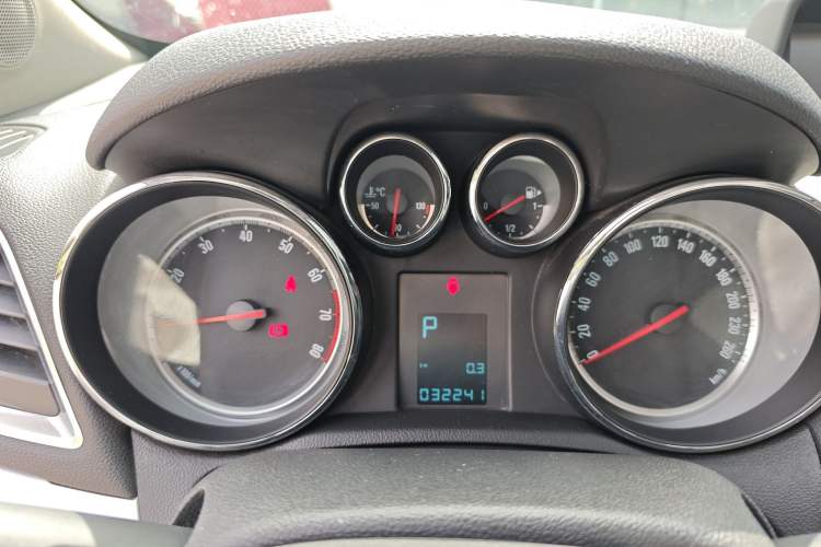 Used Buick Encore 2014 1.4T Automatic Two-Wheel Drive Urban Elite Model