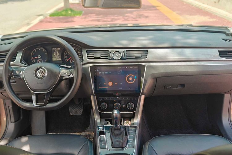 Used Volkswagen Passat 2017 330TSI DSG Luxury Edition
