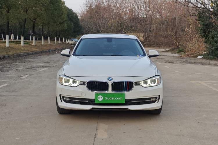 Used BMW 3 Series 2015 316Li Fashion Model
