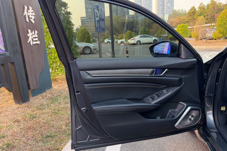 Used Honda Accord 2022 260TURBO Phantom Night · Prestige Edition
