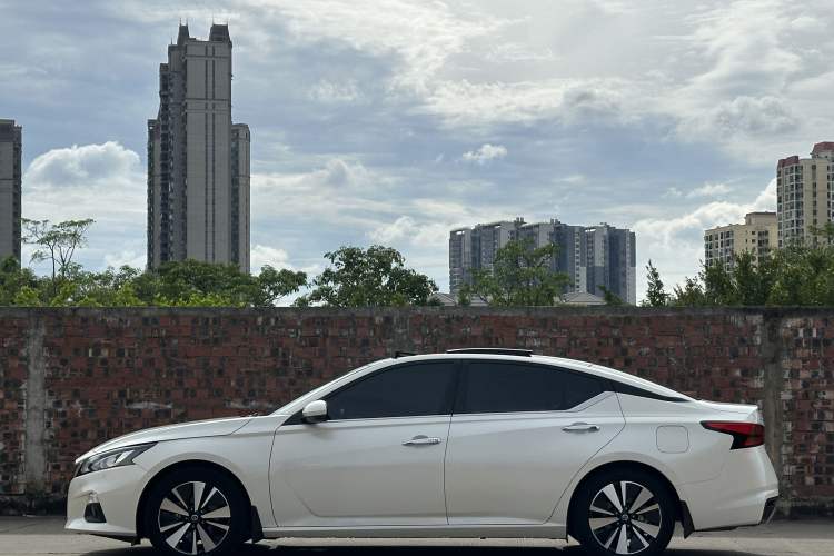 Used Nissan Teana 2021 2.0T XL Upper AD1 Smart Navigation Edition
