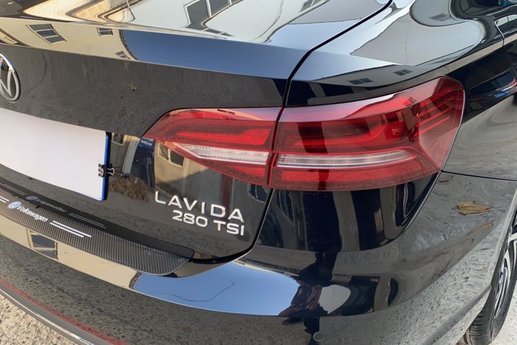 Used Volkswagen Lavida 2023 280TSI DSG Full-Comfort Edition
