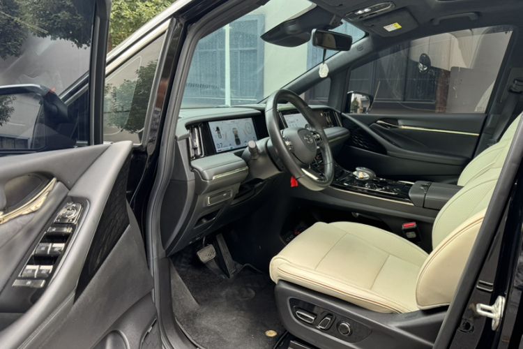 Used GAC Trumpchi M8 2023 Zongshi Series 400T Flagship Edition
