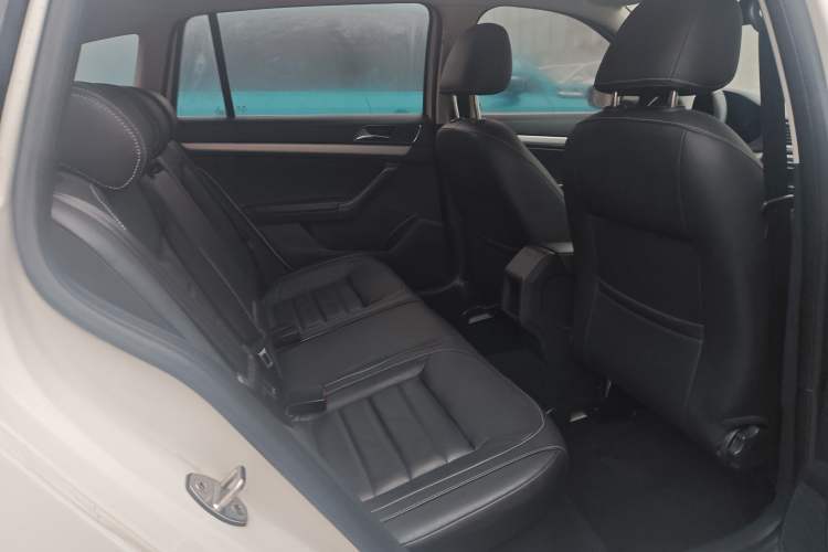 Used Volkswagen Gran Lavida 2017 180TSI DSG Comfort Edition
