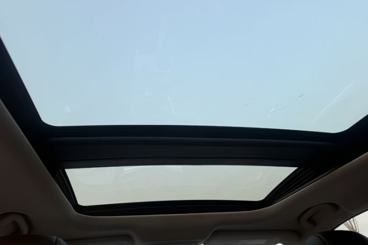 Used Nissan Murano 2019 2.5L XL Two-Wheel Drive Smart Connect Luxury Edition China VI Standard