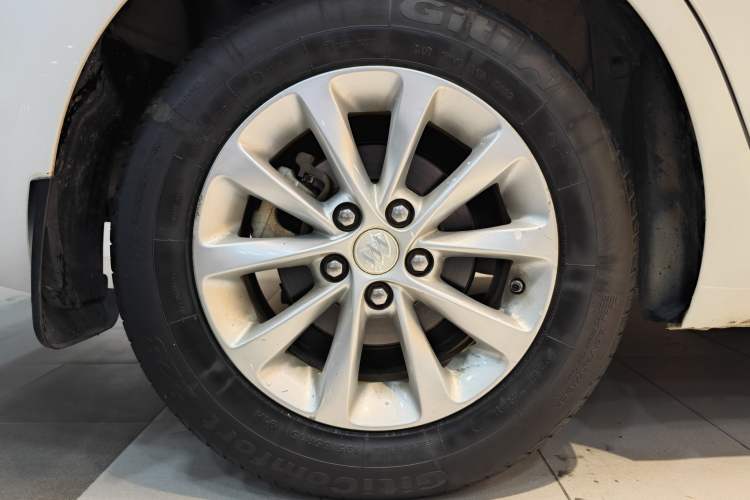 Used Buick GT 2018 15T Dual-Clutch Advanced Model China V Standard
