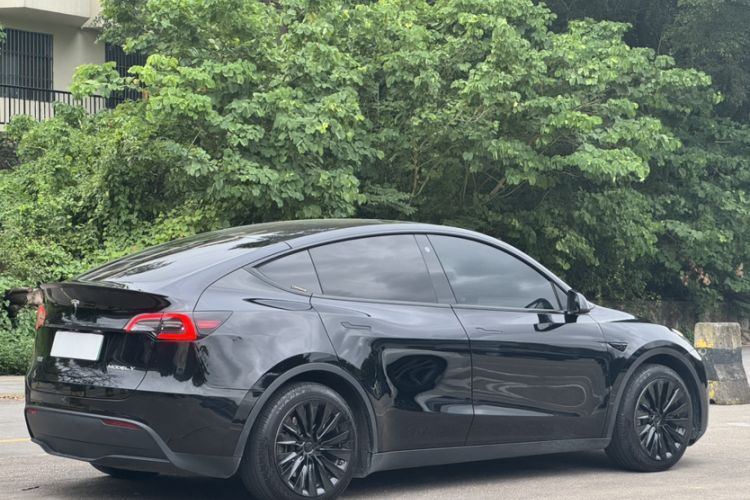 Used Tesla Model Y 2022 Rear-Wheel-Drive Version
